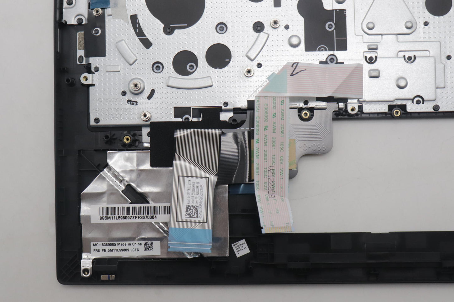 Lenovo Mech_Asm Fru Kb Ccv Bel Uk Bl - 5M11L59809
