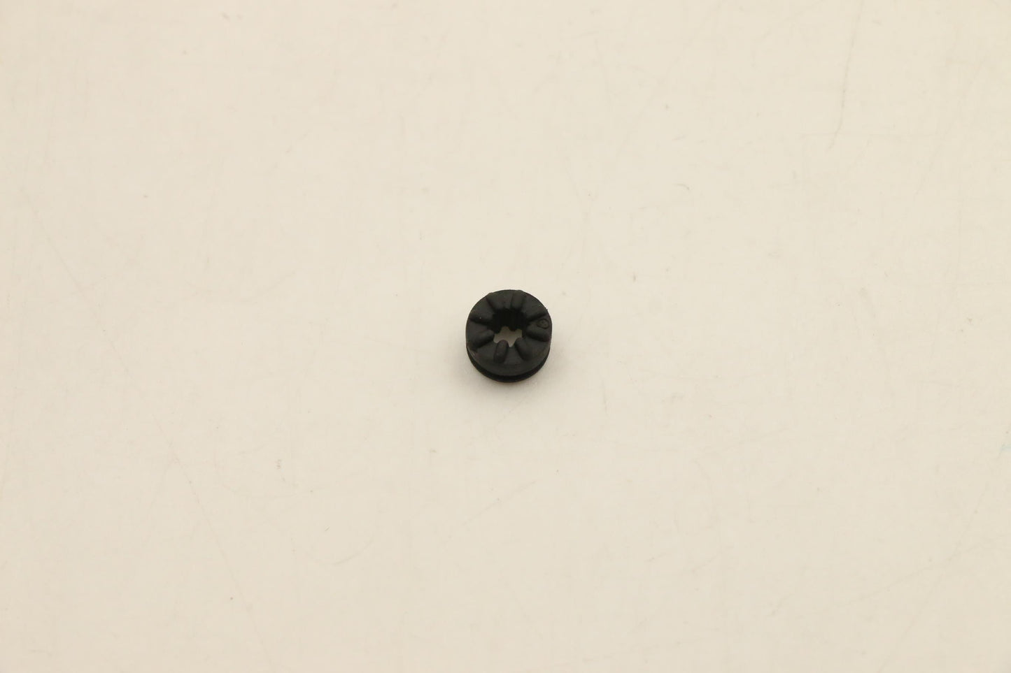 Lenovo Mechanical 3.5 Hdd Grommet,Tpe - 5M20U50978