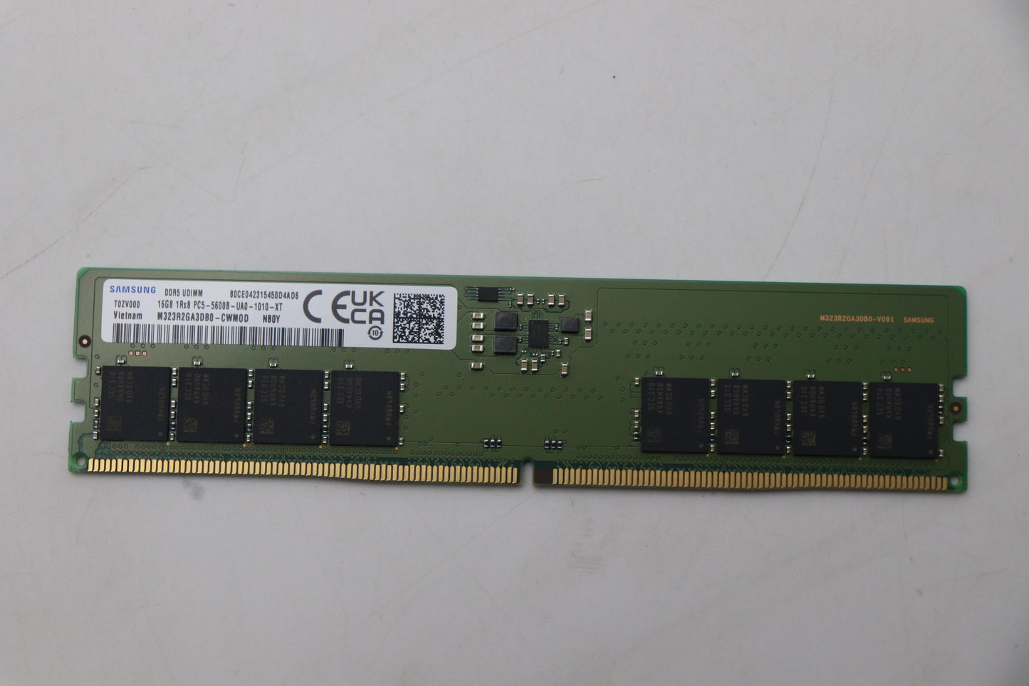 Lenovo (5M30Z71787) Memory, 16GB, DDR5, 5600, UDIMM, Samsung