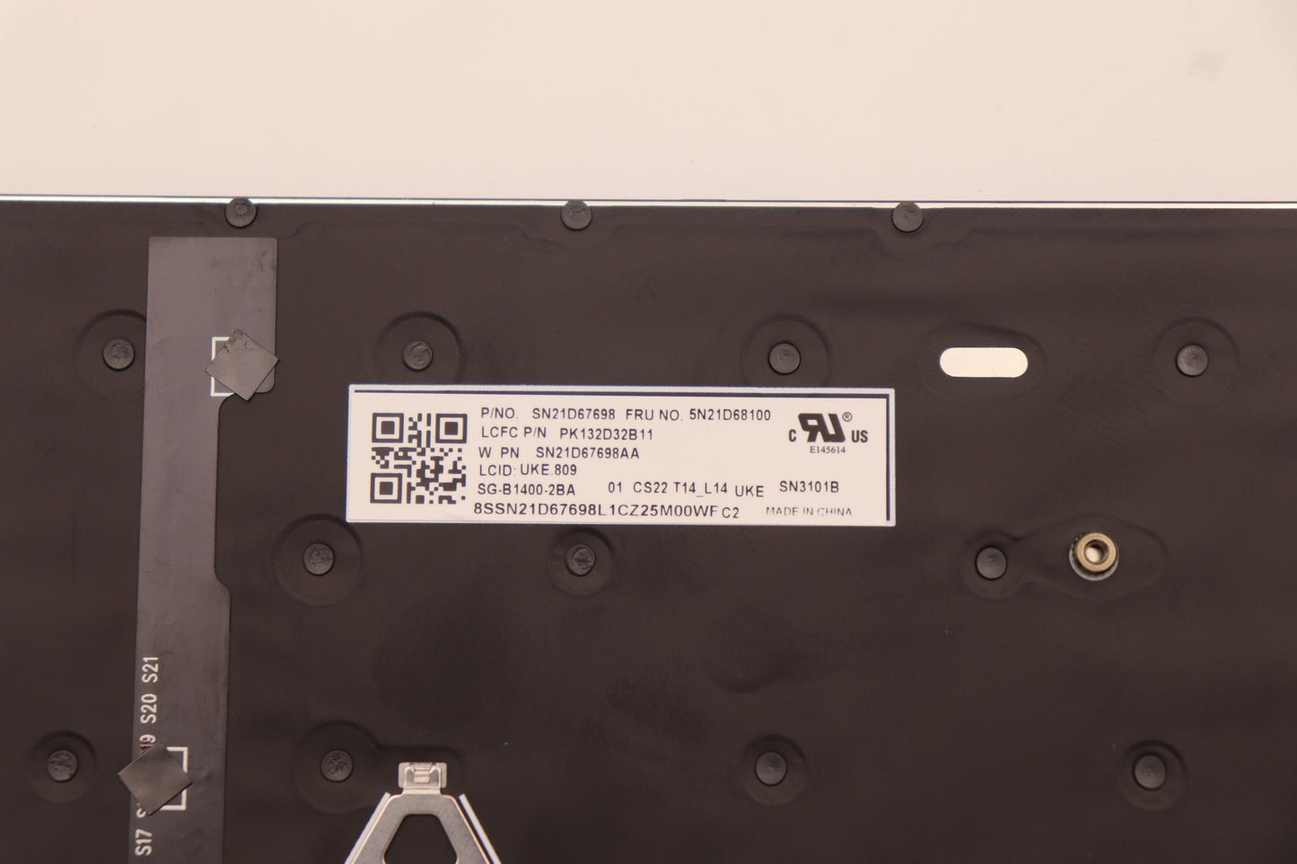 Lenovo Nb_Kyb Cs22 Fl Top,Bk-Bl,Ltn,U - 5N21D68100