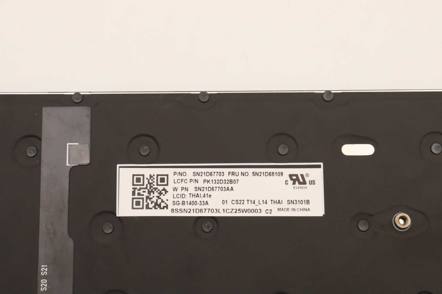 Lenovo Nb_Kyb Cs22 Fl Top,Bk-Bl,Ltn,T - 5N21D68109