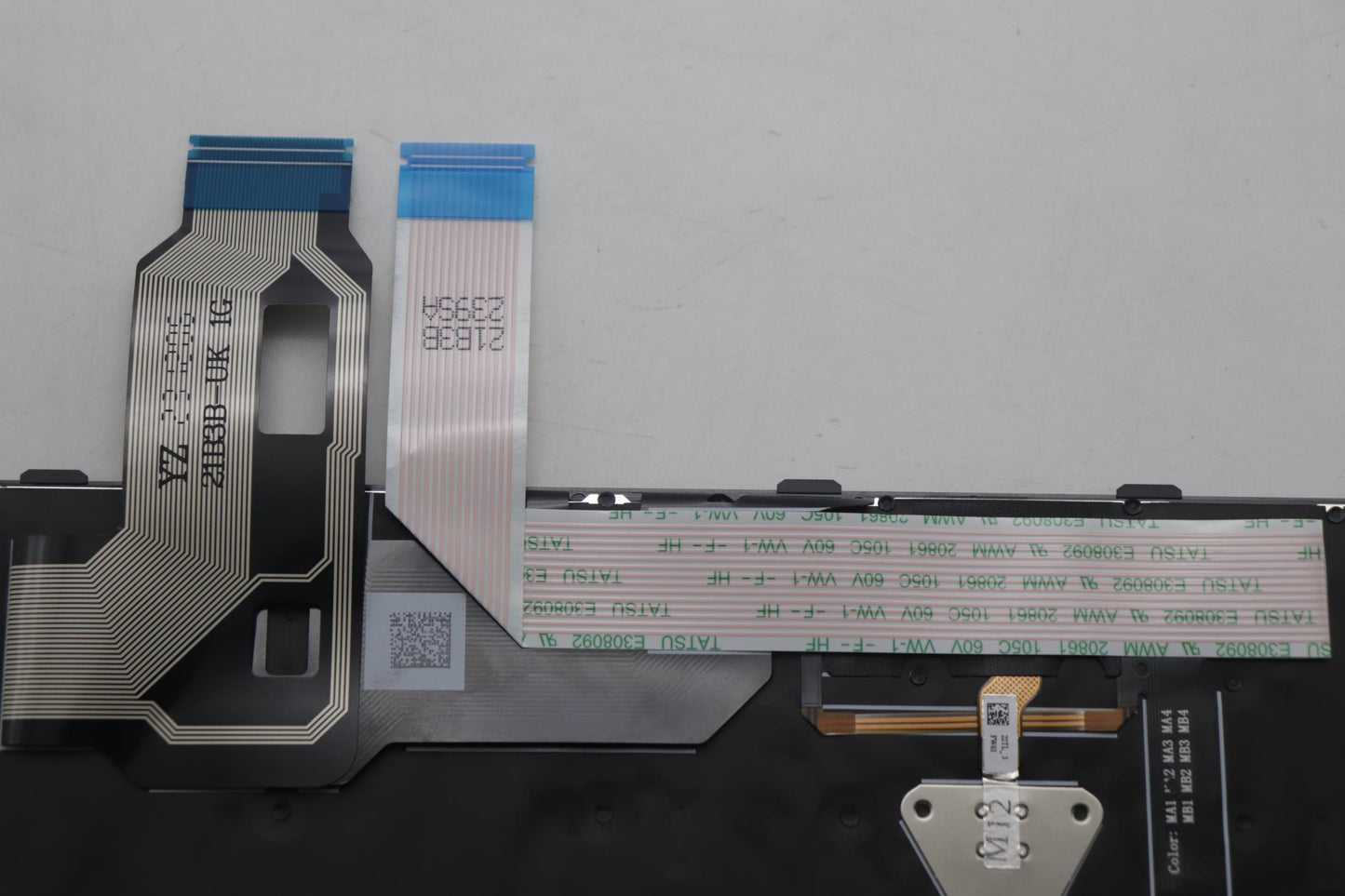 Lenovo Nb_Kyb Cs22 Fl Top,Bk-Bl,Tri,B - 5N21D68238