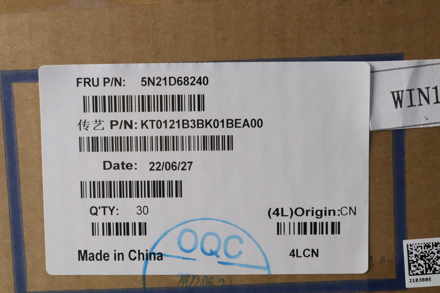 Lenovo Nb_Kyb Cs22 Fl Top,Bk-Bl,Tri,B - 5N21D68240
