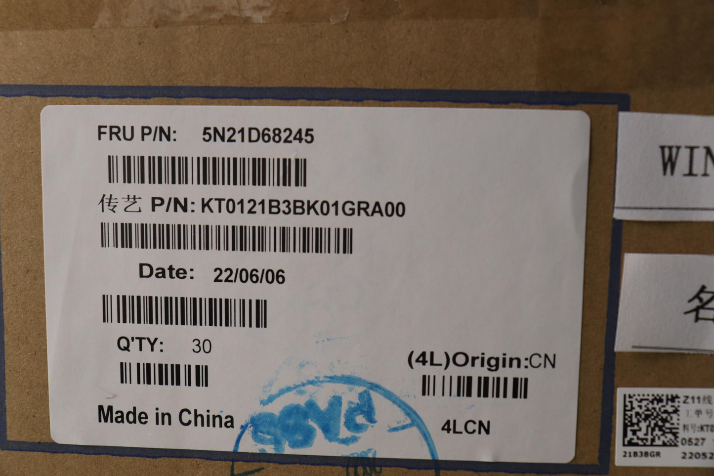 Lenovo Nb_Kyb Cs22 Fl Top,Bk-Bl,Tri,G - 5N21D68245