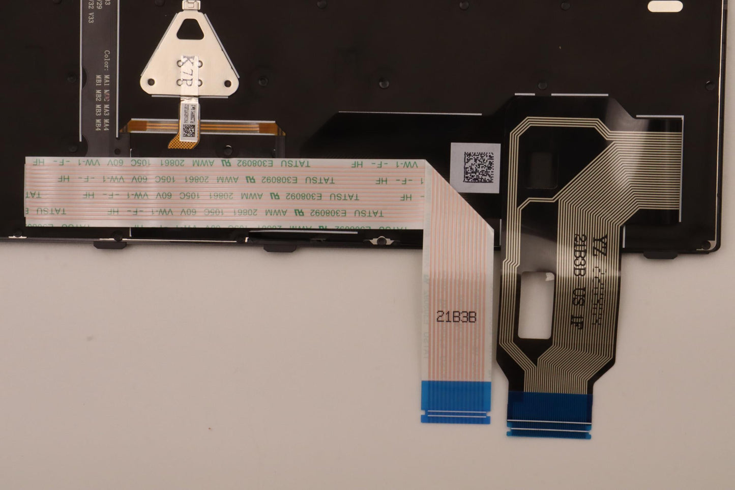 Lenovo Nb_Kyb Cs22 Fl Top,Bk-Bl,Tri,T - 5N21D68263