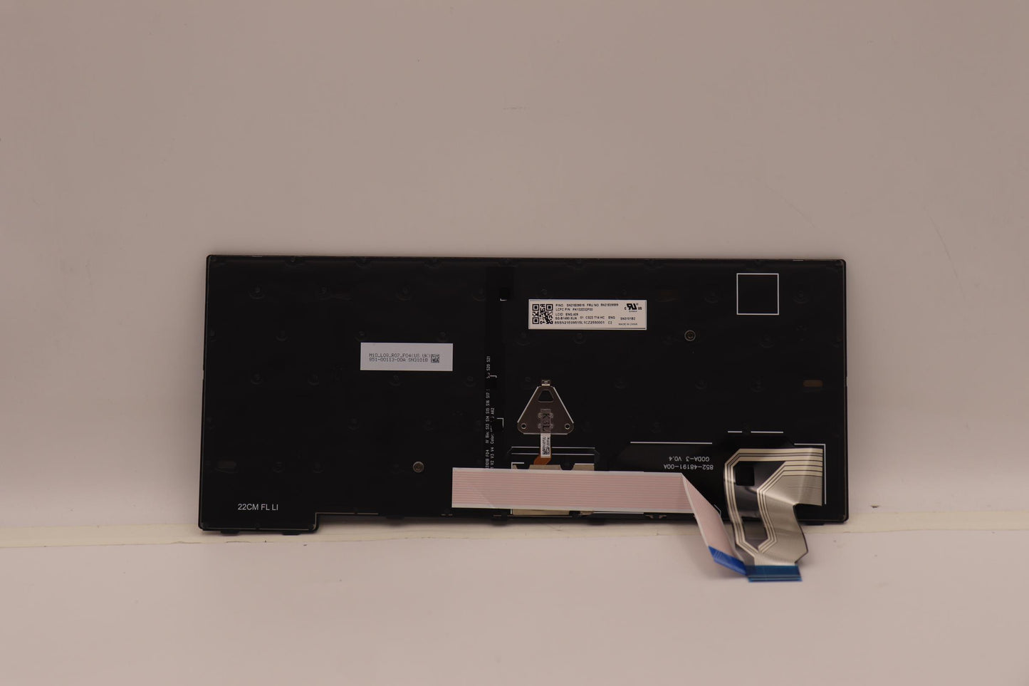 Lenovo Nb_Kyb Cs22 Fl Top Hc,Bk-Bl,Lt - 5N21E09589