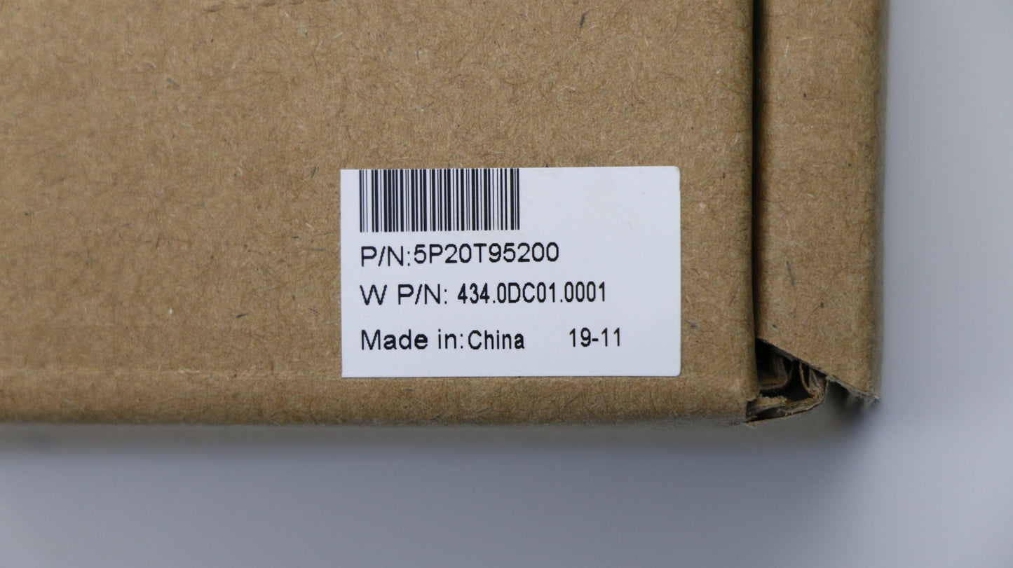 Lenovo T-Pad 26.8X17.7X2.5 Ma500 Apus - 5P20T95200