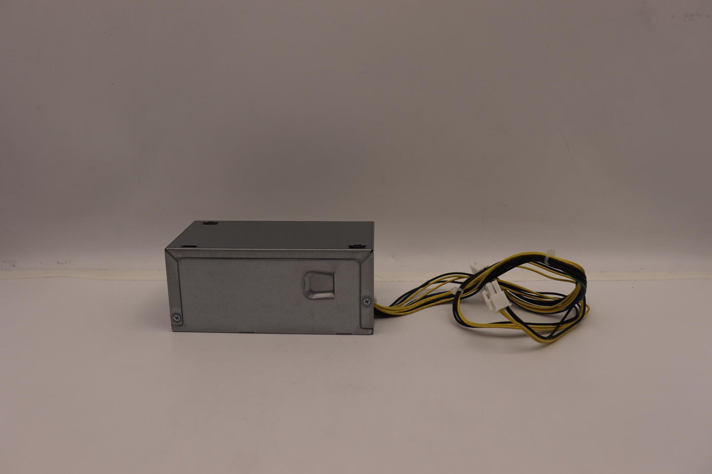 Lenovo Pwr_Supply 180W 85% Tco9.0 - 5P51D77135