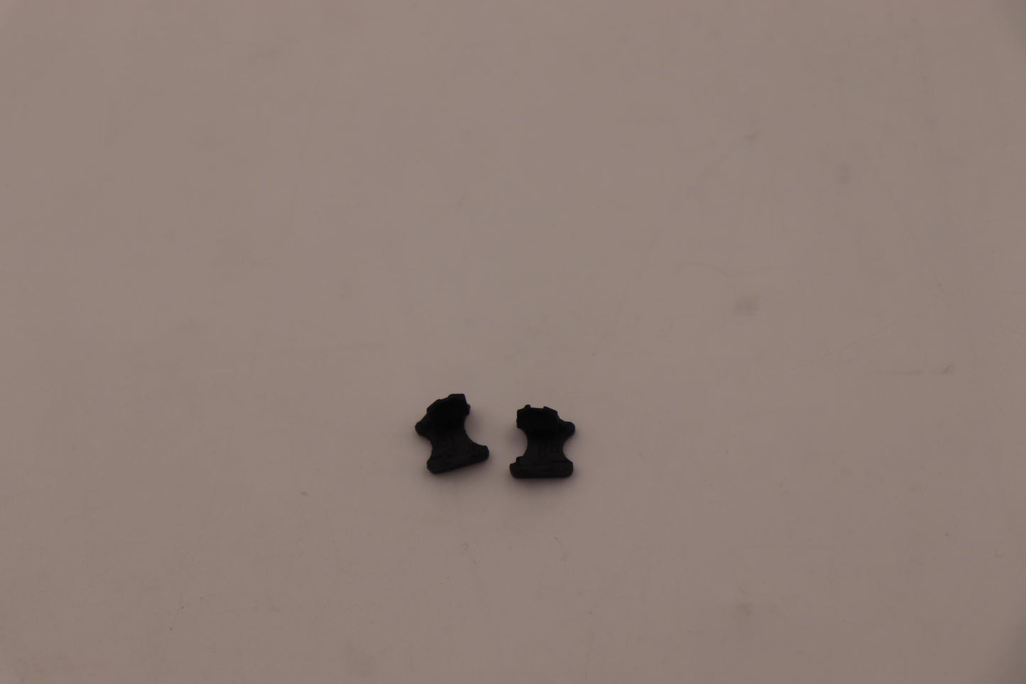 Lenovo Rubber Rubber Hinge L 82Qg - 5R60S37191