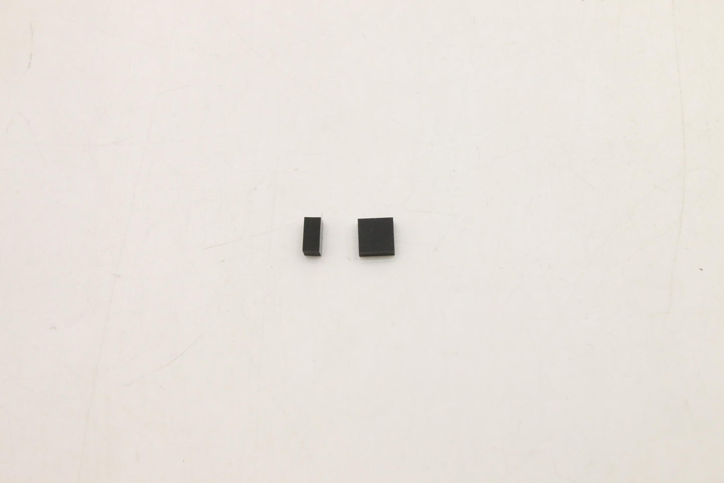 Lenovo Rubber Rubber W 82R8 D Cover - 5R60S37205