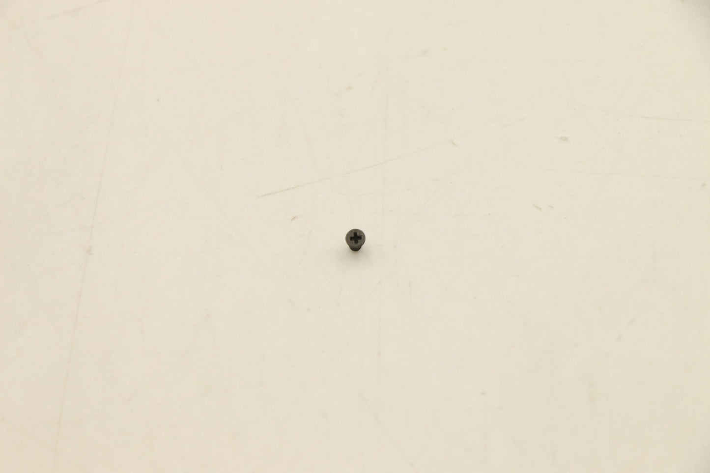 Lenovo Screw Screwl82Qe1.6D3Lk2.5D0.3 - 5S10S35414