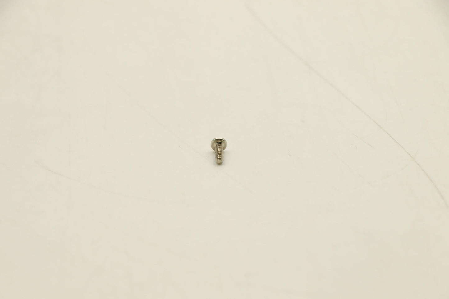 Lenovo Screw Screwl82Qe2.0D6.0Lk4.0D0 - 5S10S35417