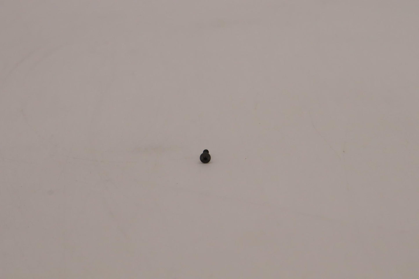 Lenovo Screw Screwl82U9M20D70Lk35D05T - 5S10S35472