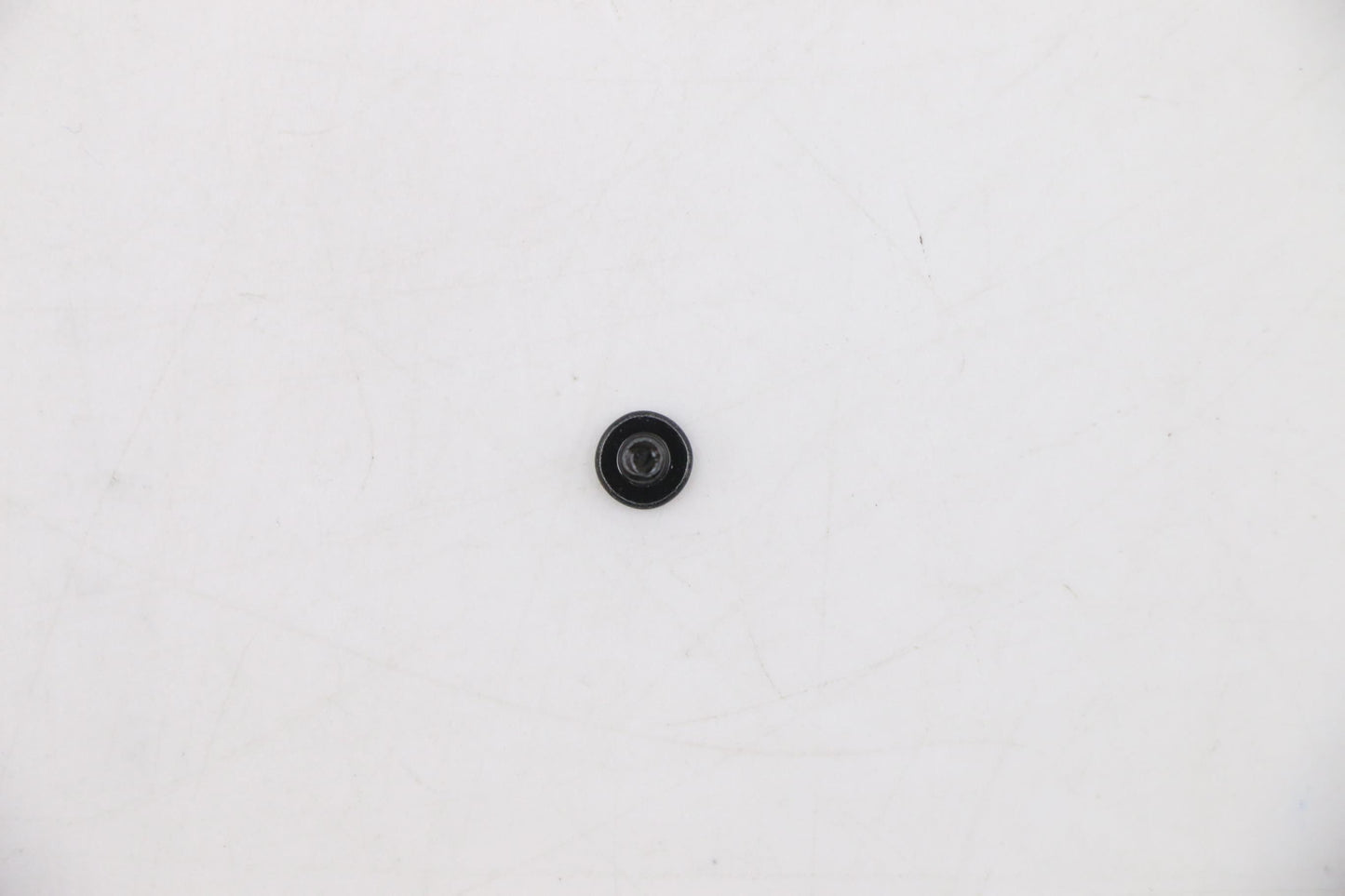 Lenovo Screw Screw 6-32X5 D7 H1.5 Bla - 5S10U51611