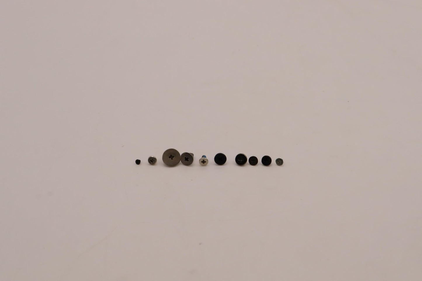 Lenovo Screw Screw Kit - 5S11J01017