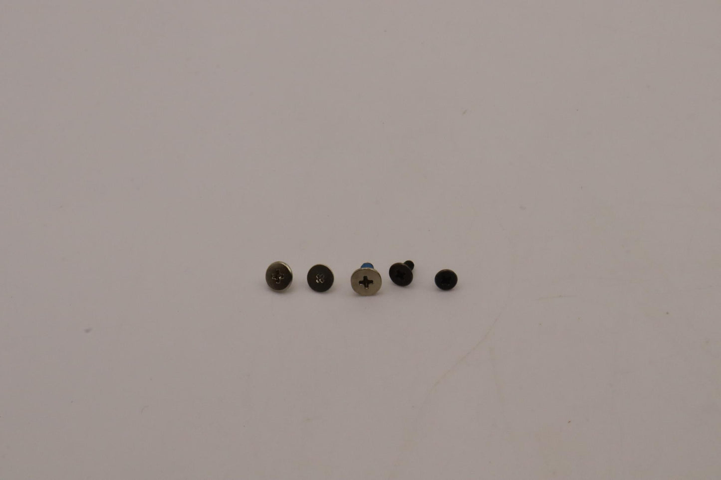Lenovo Screw Screw Kit - 5S11J61799