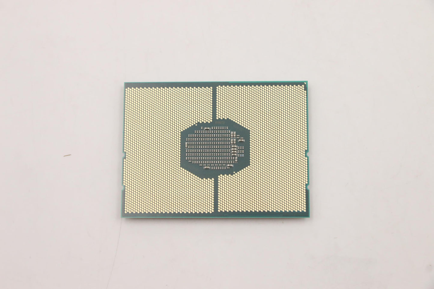 Lenovo Xeon 8280 2.7Ghz 28C 38.5M 205 - 5SA0U55967
