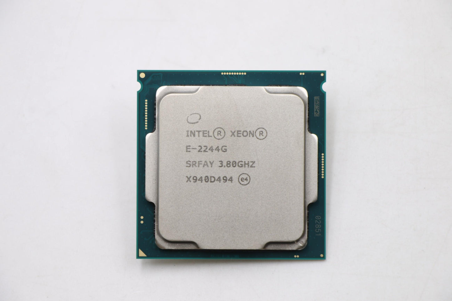 Lenovo Intel Xeon E-2244G 3.8G 71W - 5SA0U56060