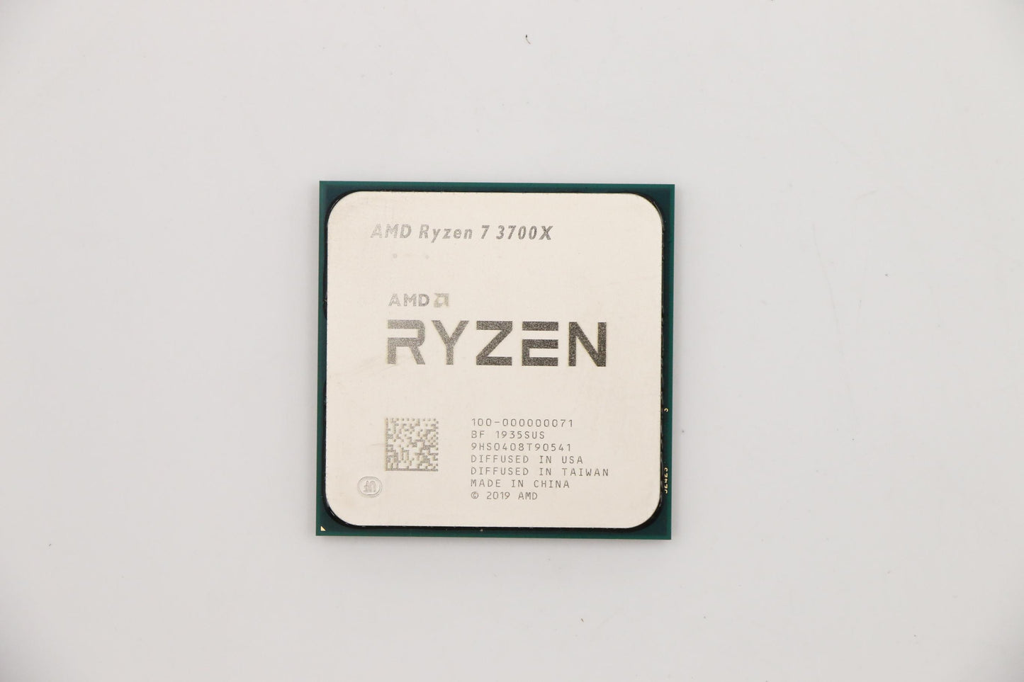 Lenovo Amd Ryzen 7 3700X 3.6Ghz 8C 32 - 5SA0U56111