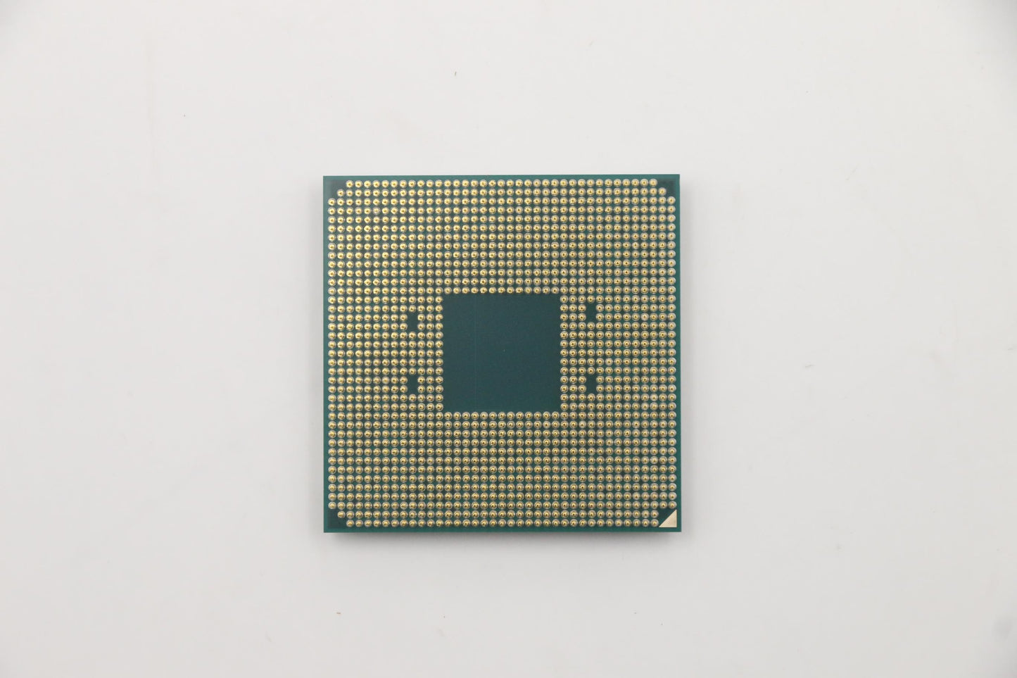 Lenovo Amdryzen9 Pro 3900 3.1Ghz/12C/ - 5SA0U56115