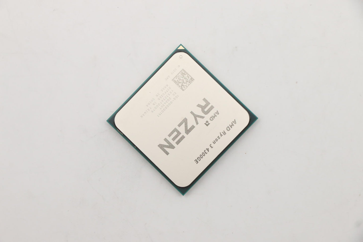 Lenovo Sp Ryzen 3 4300Ge 3.5G 4C - 5SA0U56224
