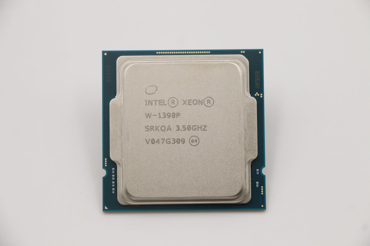 Lenovo Sp Xeon W-1390P 3.5G 8C - 5SA0U56279