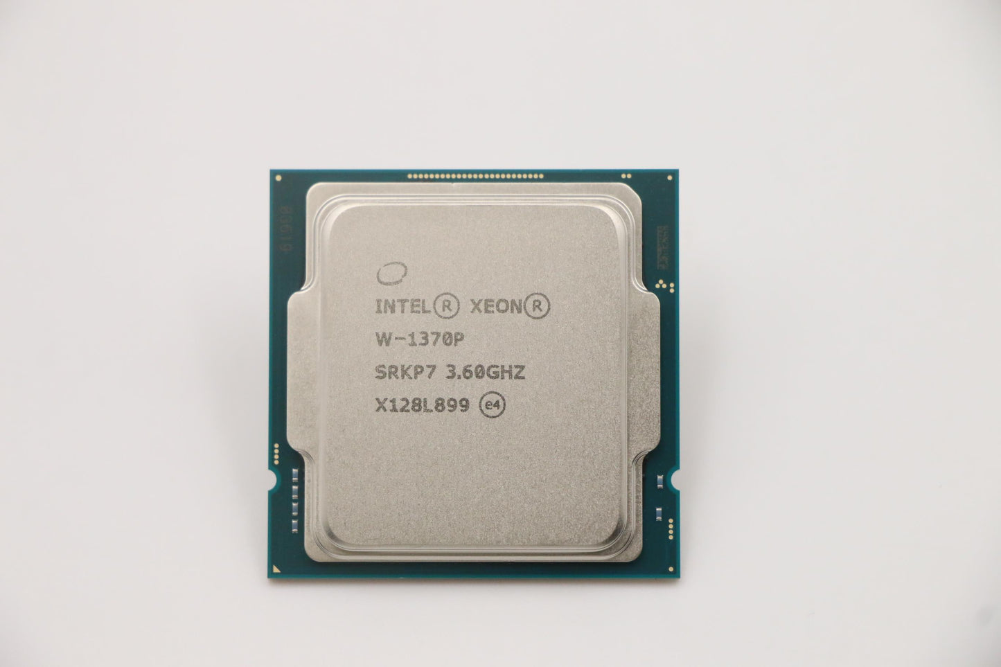 Lenovo Sp Xeon W-1370P 3.6G 8C - 5SA0U56280