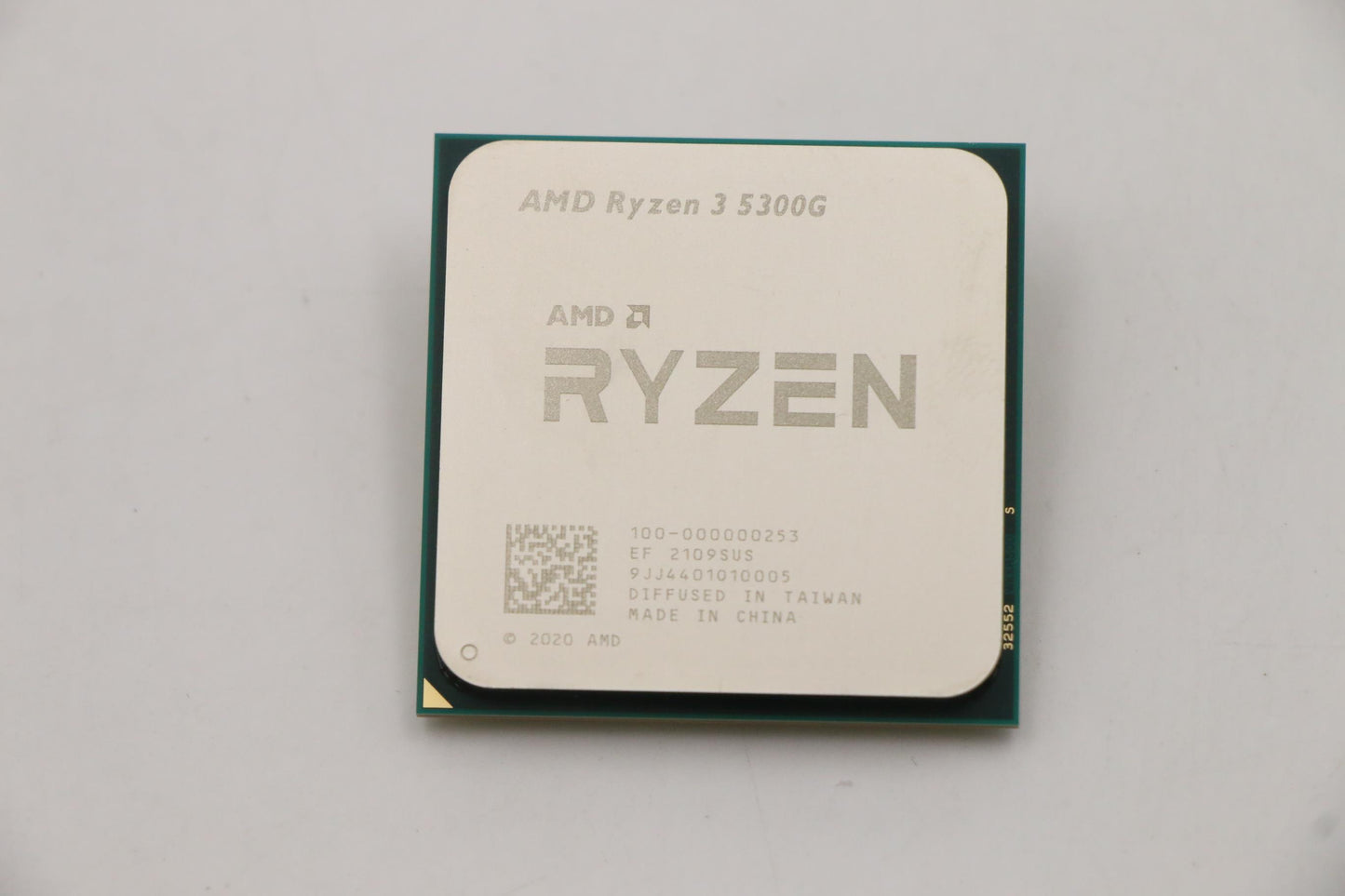Lenovo Sp Ryzen 3 5300G 4.0G 4C - 5SA0U56288