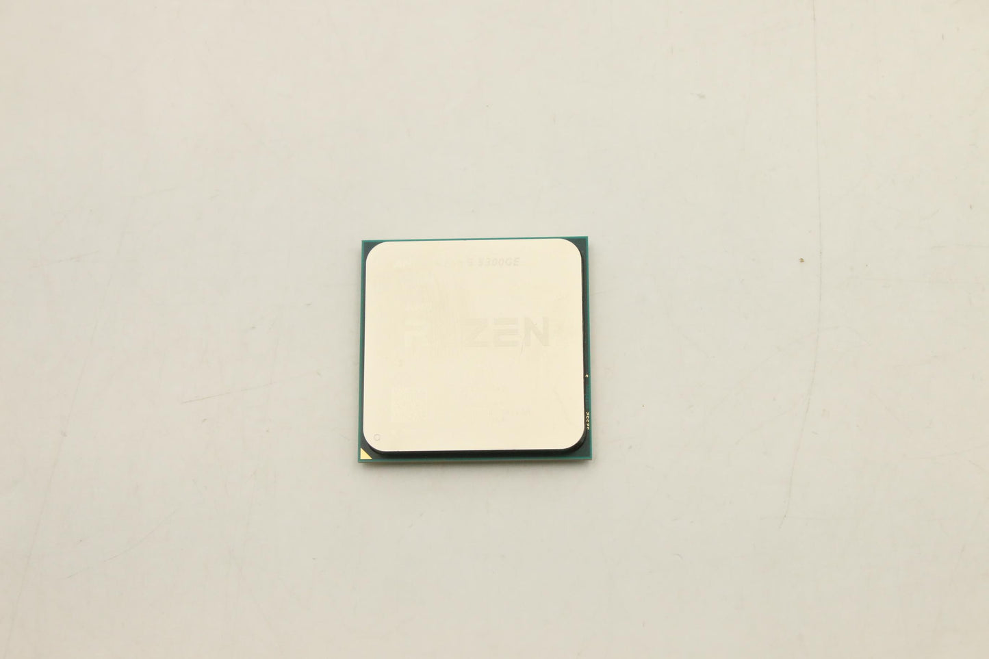 Lenovo Sp Amd Ryzen 3 5300Ge 3.6Ghz/4 - 5SA0U56297
