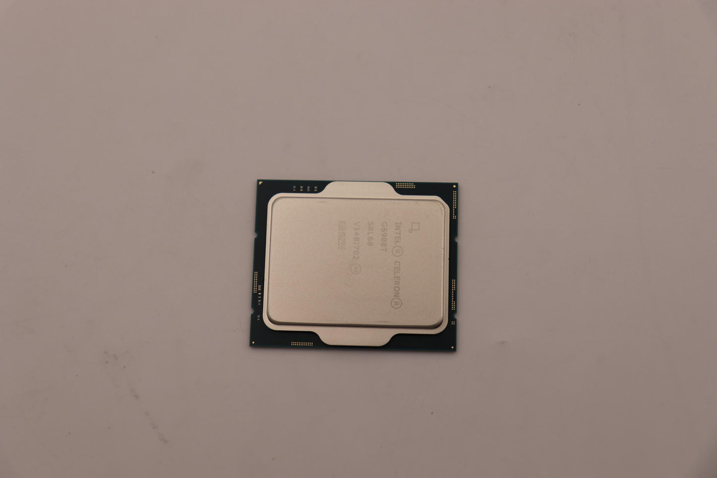Lenovo Sp Celeron G6900T 2.8Ghz/2C/4T - 5SA1F20875