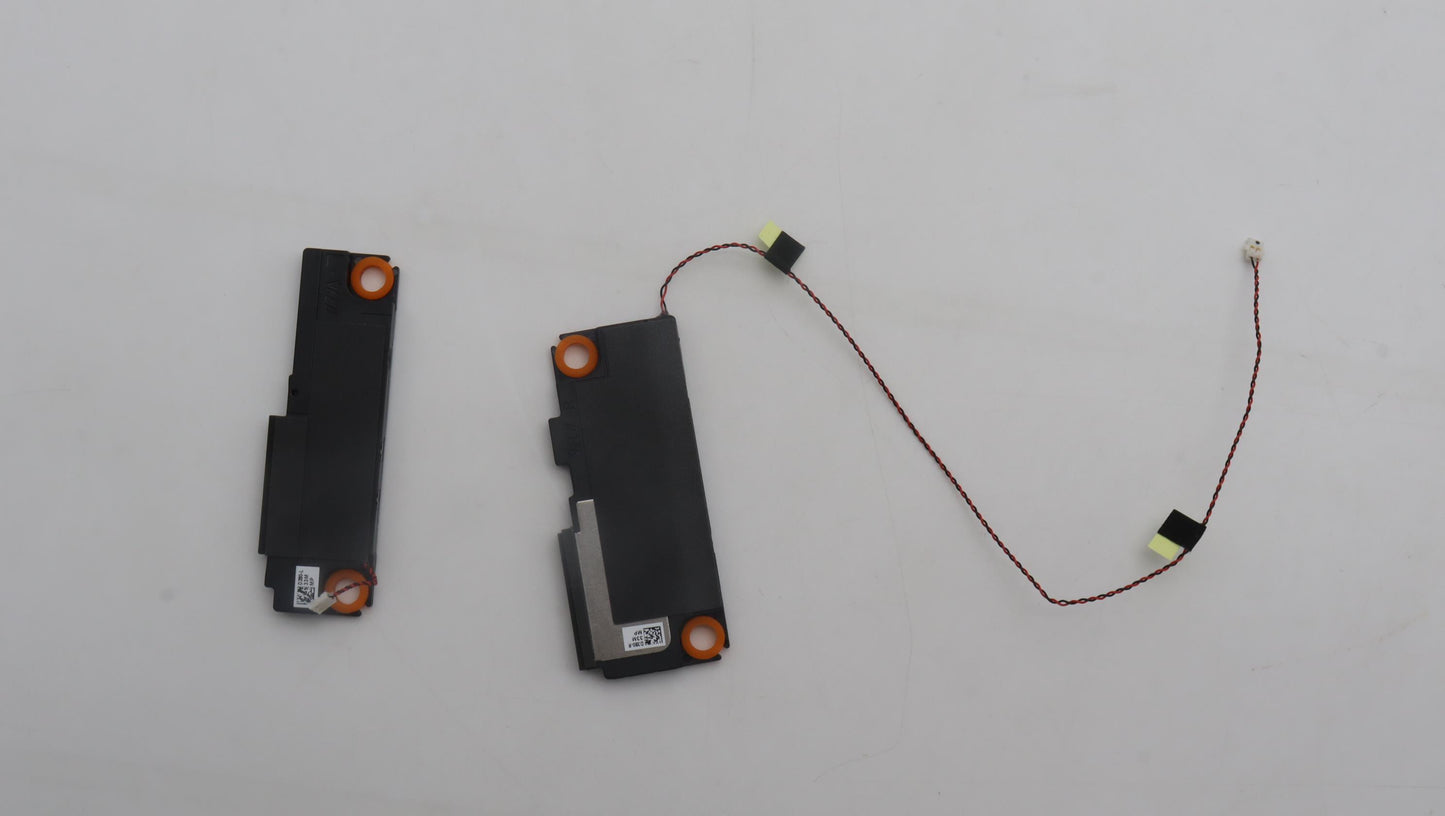 Lenovo Speakerint Speaker Wt 82Xk L+R - 5SB0S32016