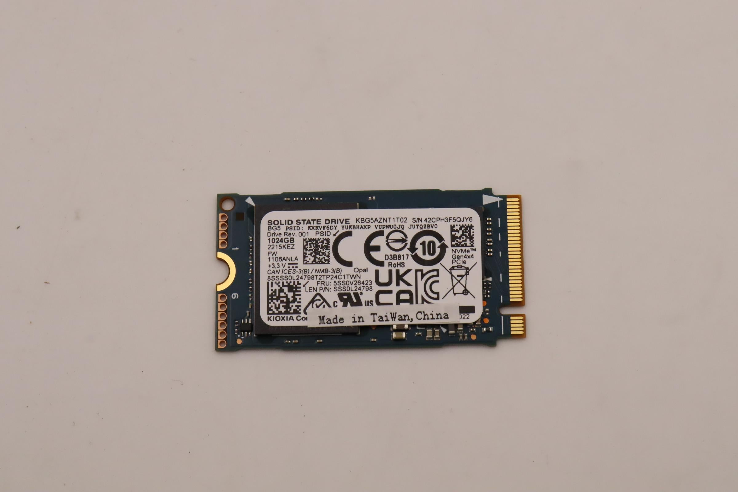 Lenovo 1TB SSD, M.2 2242, PCIe 4x4, OPAL, KIOXIA - 5SS0V26423
