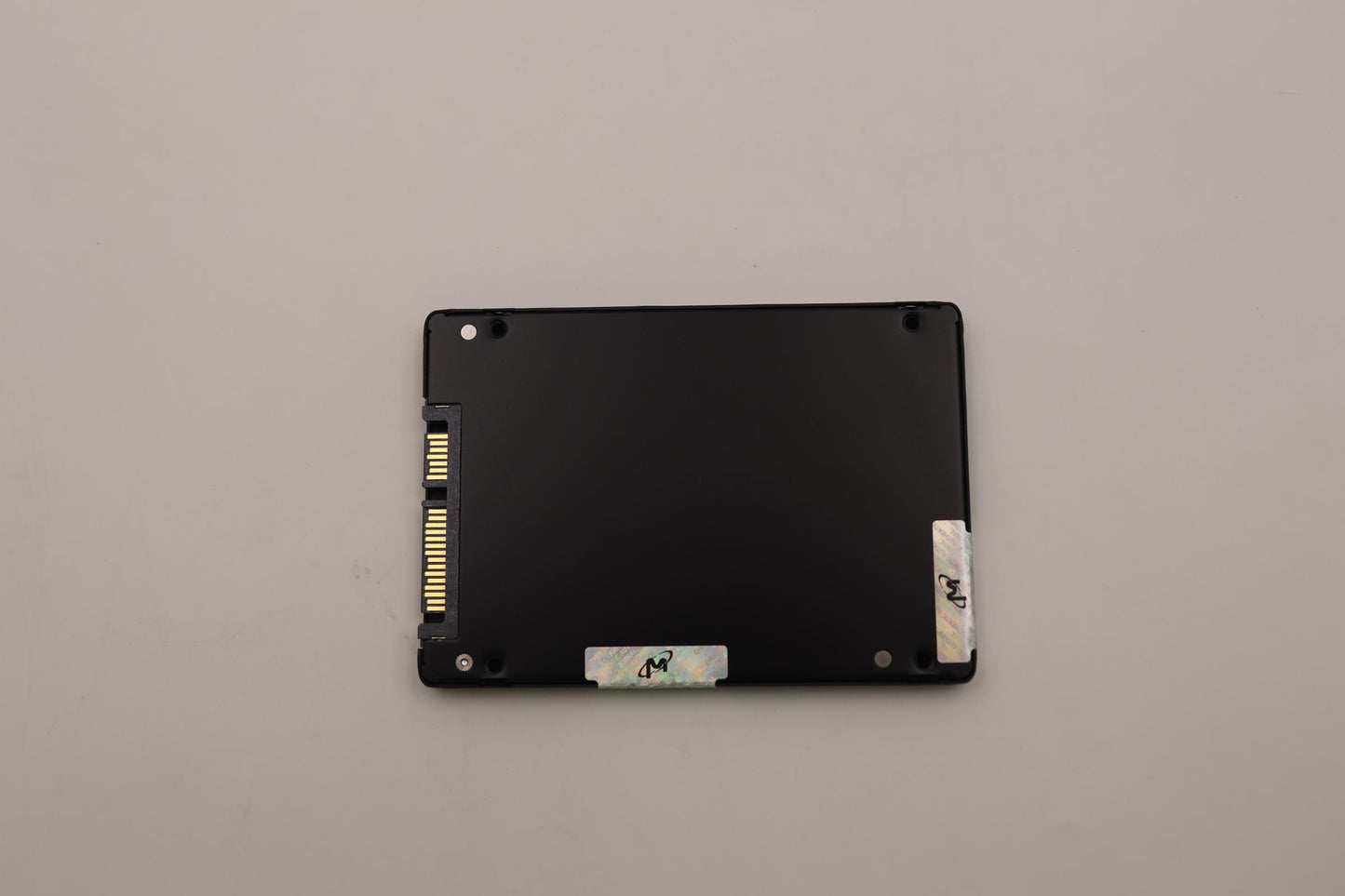 Lenovo Ssd Assembly 7.68T 2.5 Sata Mi - 5SS1B79272