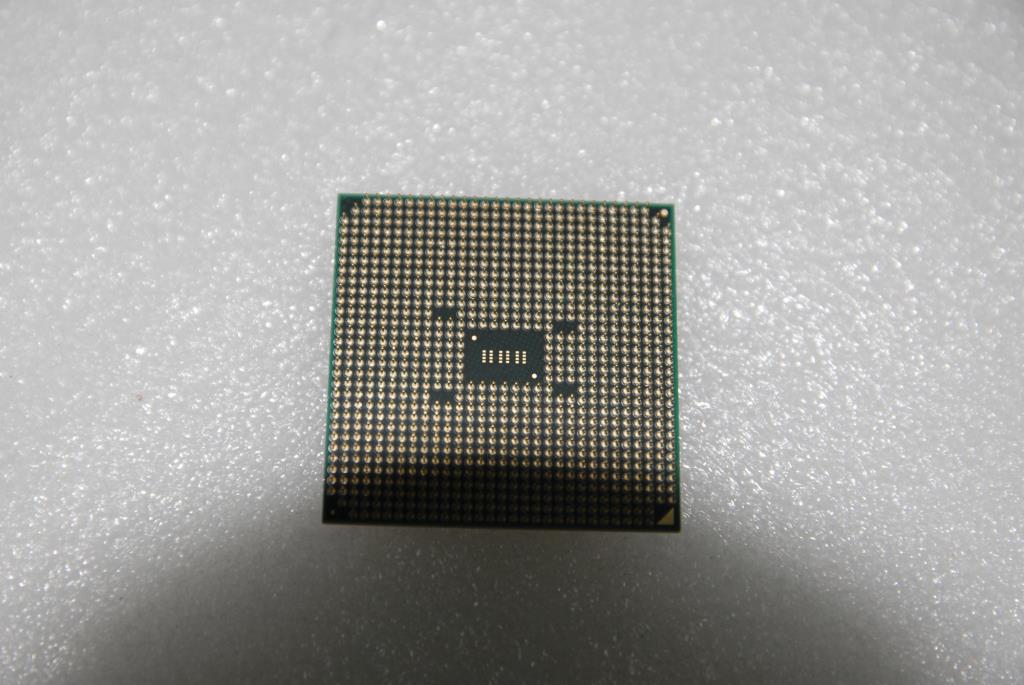 Lenovo 1100049 Cpu Amd A4-3400 2.7/1/1600/Fm1