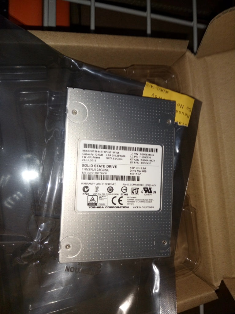 Lenovo 00FC437 Solid State Drives