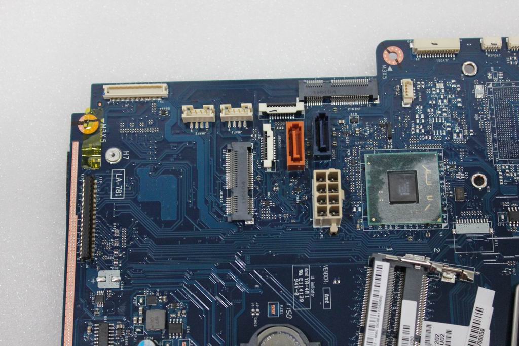 Lenovo Mb B520E I H61 W/O Gpu W/Tv - 90000015