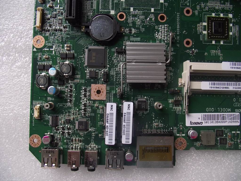 Lenovo Mb C225 A Hudson Uma 1.65G Cpu - 11013948