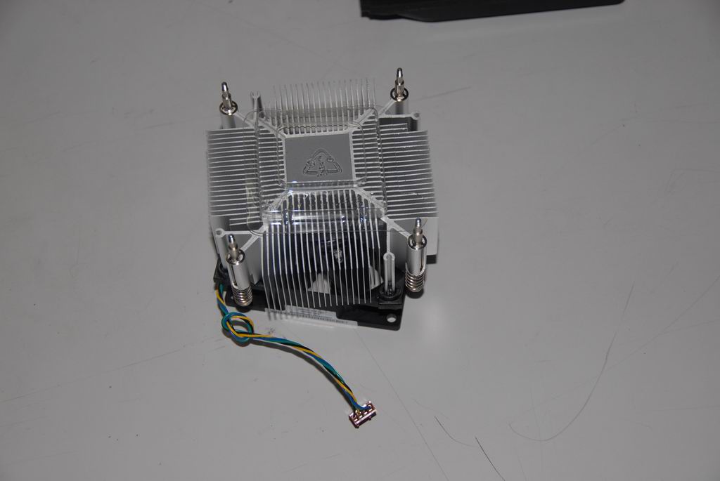 Lenovo 31043031 Fan Avc+Z8Ul07F001