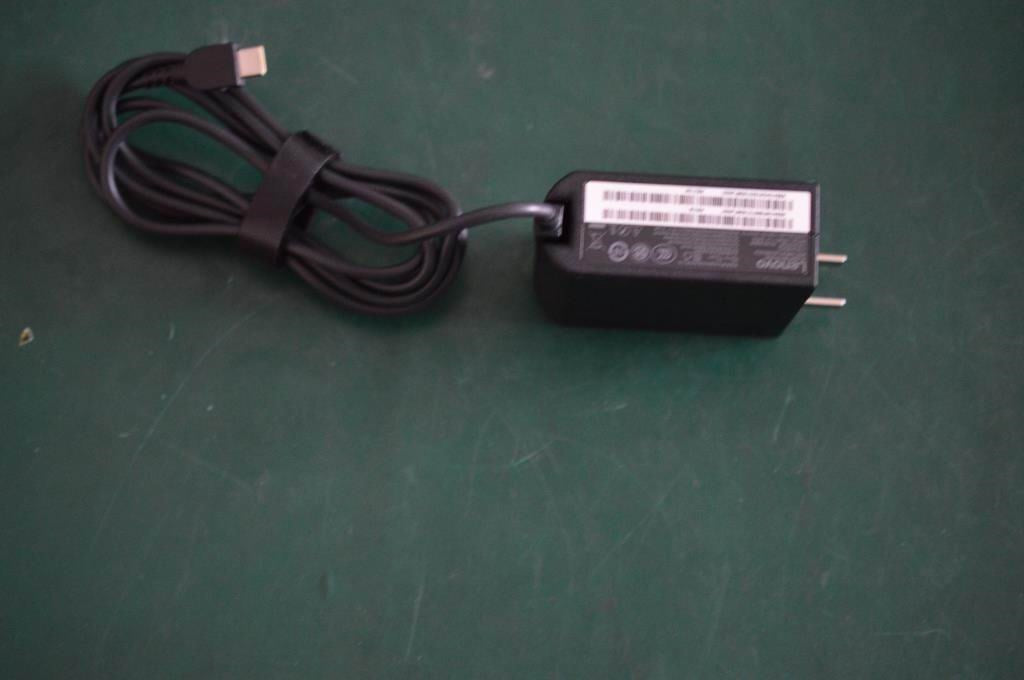 Lenovo Tbg 45W Pd Type C Wall Mount ( - 5A10K34722