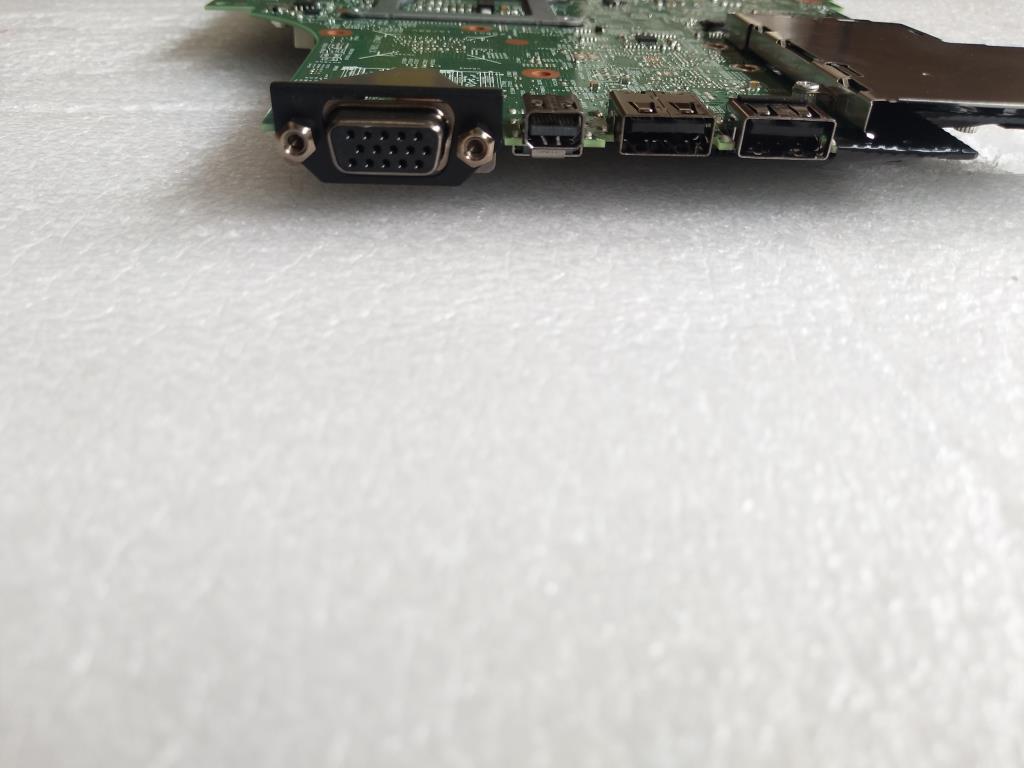 Lenovo Motherboard - 00HM541