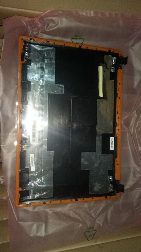 Lenovo 31049933 Lcd Cover Piqy0 W/Logo