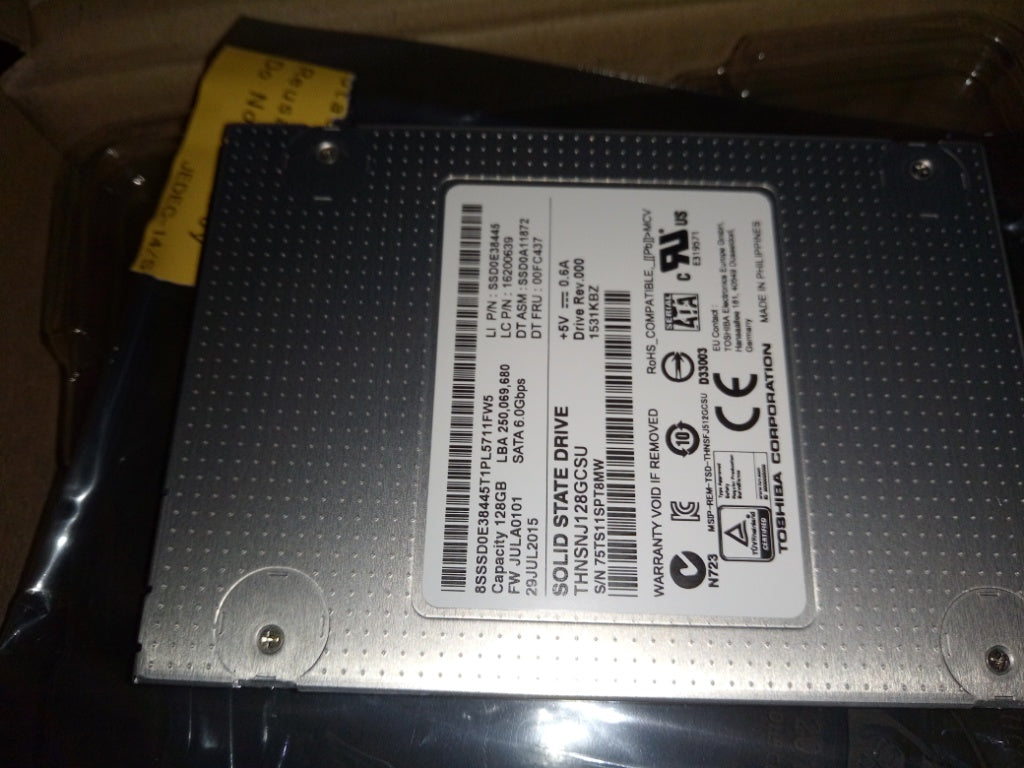 Lenovo 00FC437 Solid State Drives