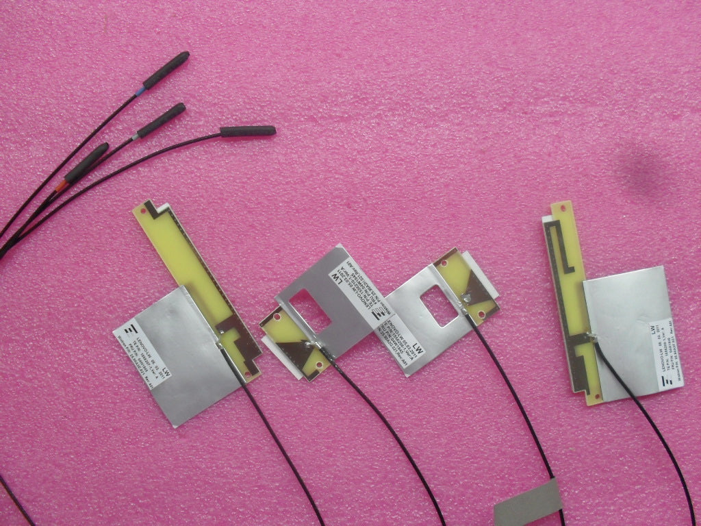 Lenovo An Antenna - 04W1846