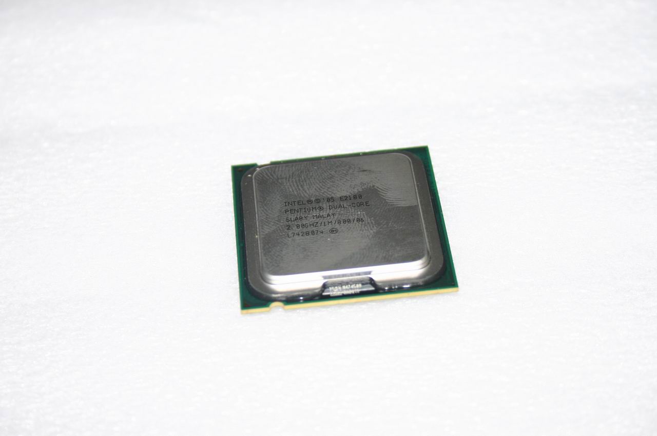 Lenovo Cpu Intel Pdc E2180 2.0/800/1M - 1004838