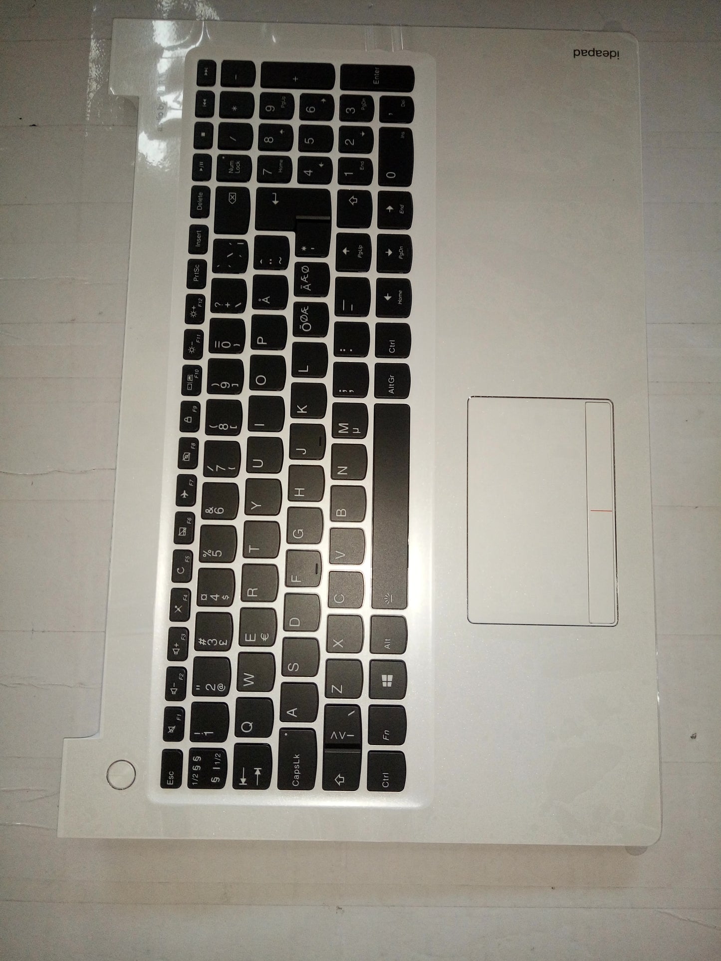 Lenovo Logic Upper Assembly Bl Wht Nr - 5CB0M31242
