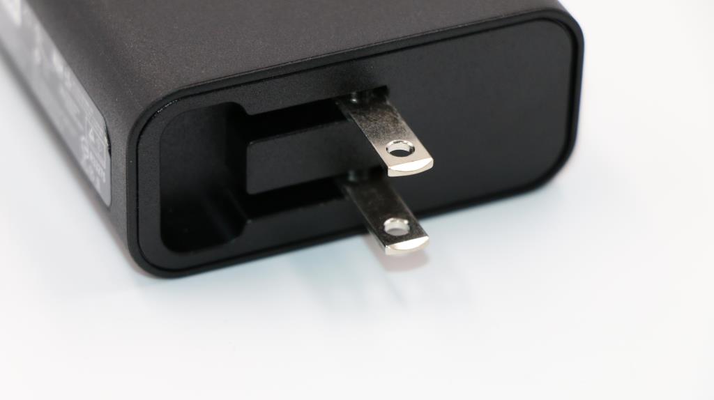 Lenovo Liteonadl65Wlc20V/5V3.25A - 01FR093