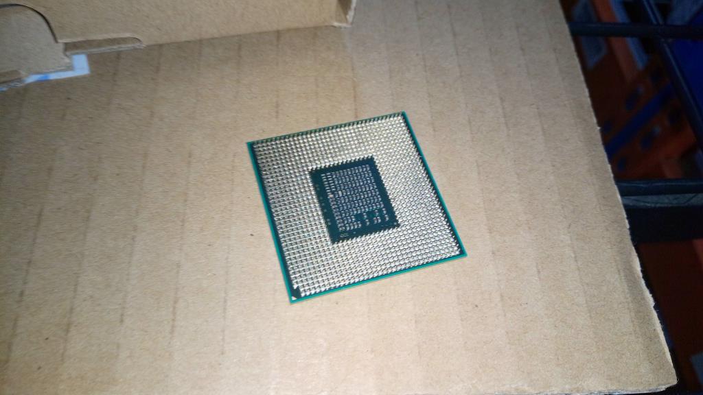 Lenovo Cpu Intel I5-2410M 2.3G 3M 2C - 102001066