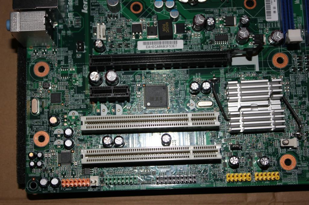 Lenovo Replacement Part - 11201357