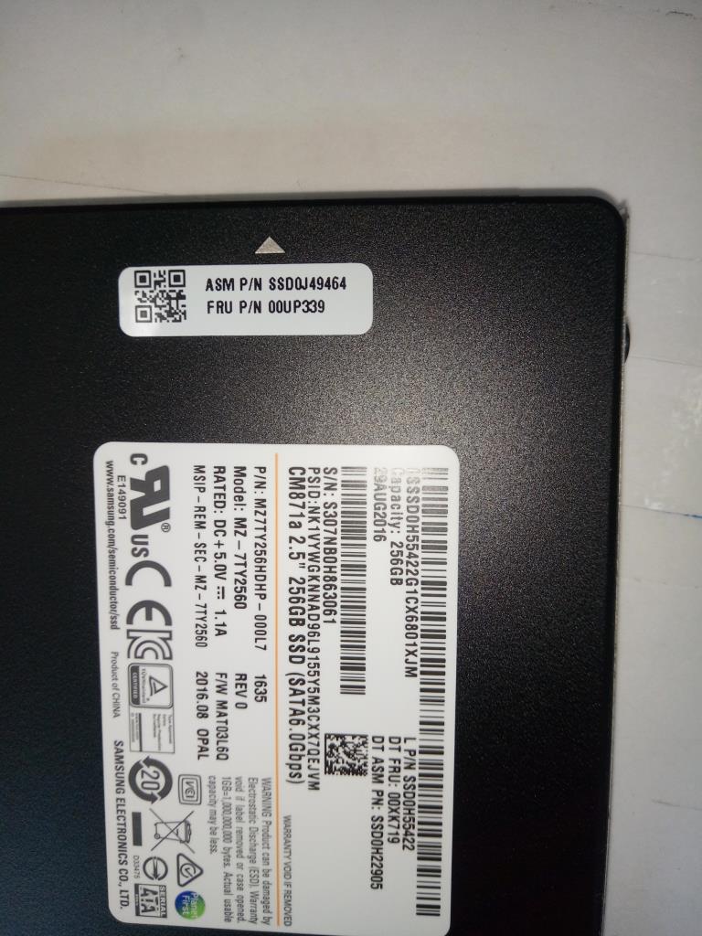 Lenovo Solid State Drive - 00UP339