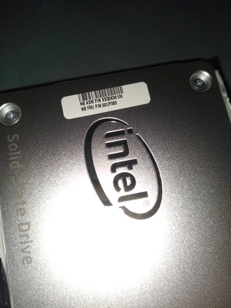 Lenovo Sd Solid State Drives - 00UP383